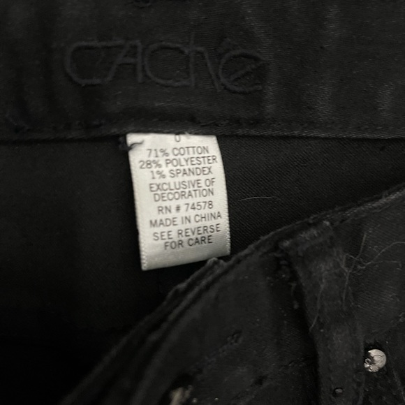 Jeans - Picture 2 of 3